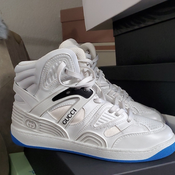 Sz 5 men's NIB $995 Gucci Demetra High Top White and Blue Sneakers - Picture 1 of 8